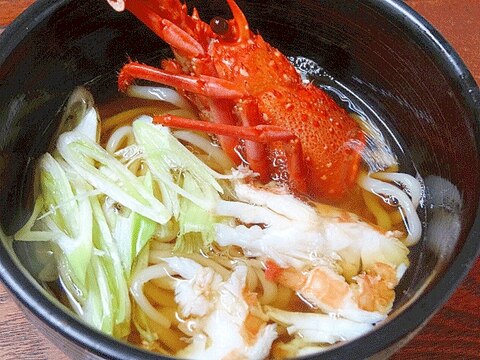 だしがジュワ～♪　「伊勢海老うどん」